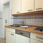 Gaestehaus-gorch-fock-wohnung-3-mit-direktem-meerblick 아파트 *